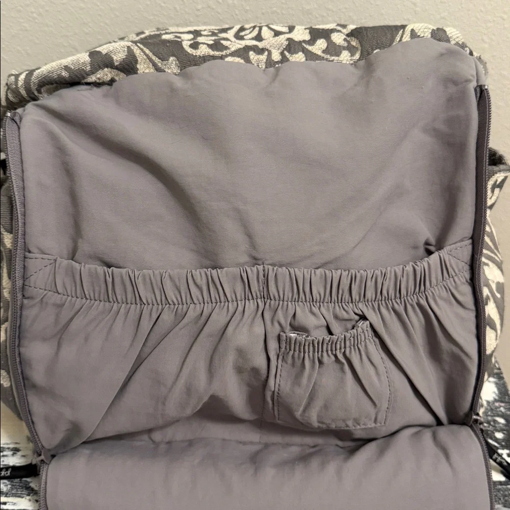 Petunia Pickle Bottom Boxy Backpack Diaper Bag Gray Damask Travel Hospital ~ EUC